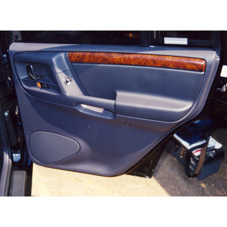 1998 Jeep Grand Cherokee Rear door speaker location