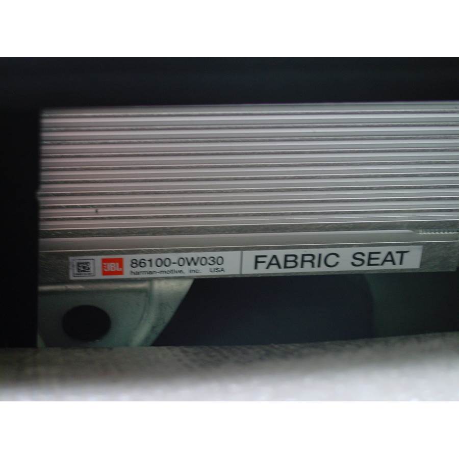 2002 Toyota Highlander Factory amplifier