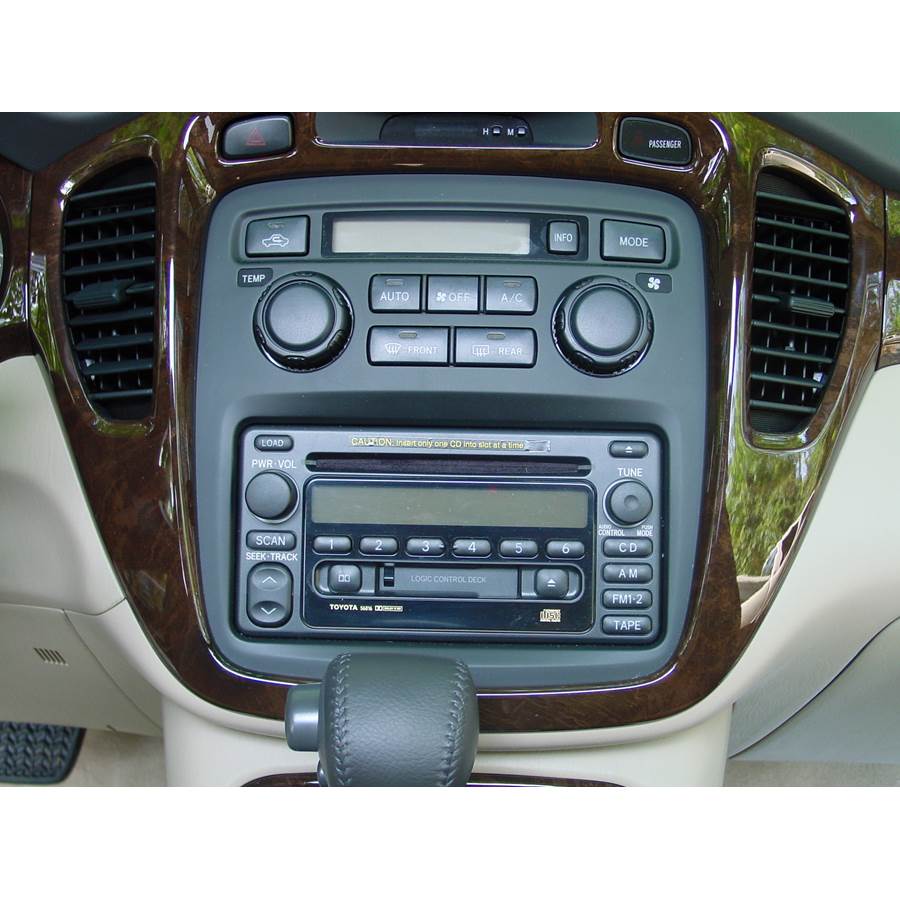 2001 Toyota Highlander Factory Radio