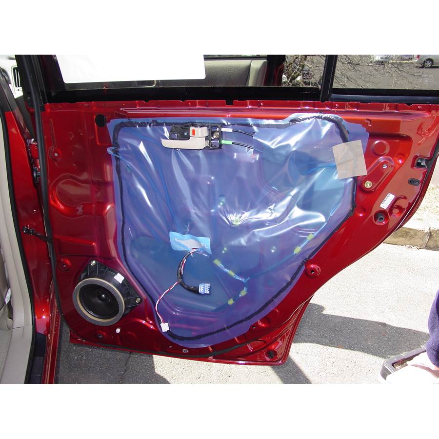 2001 Toyota Highlander Rear door speaker location