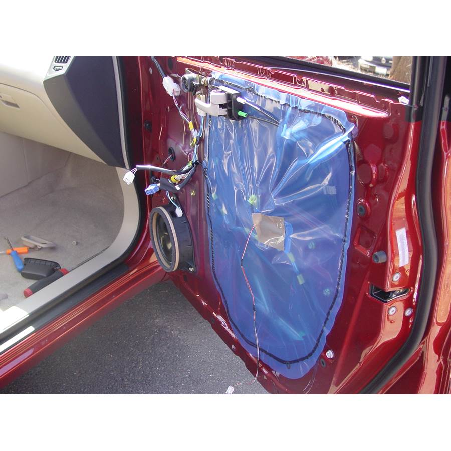 2006 Toyota Highlander Front door speaker location