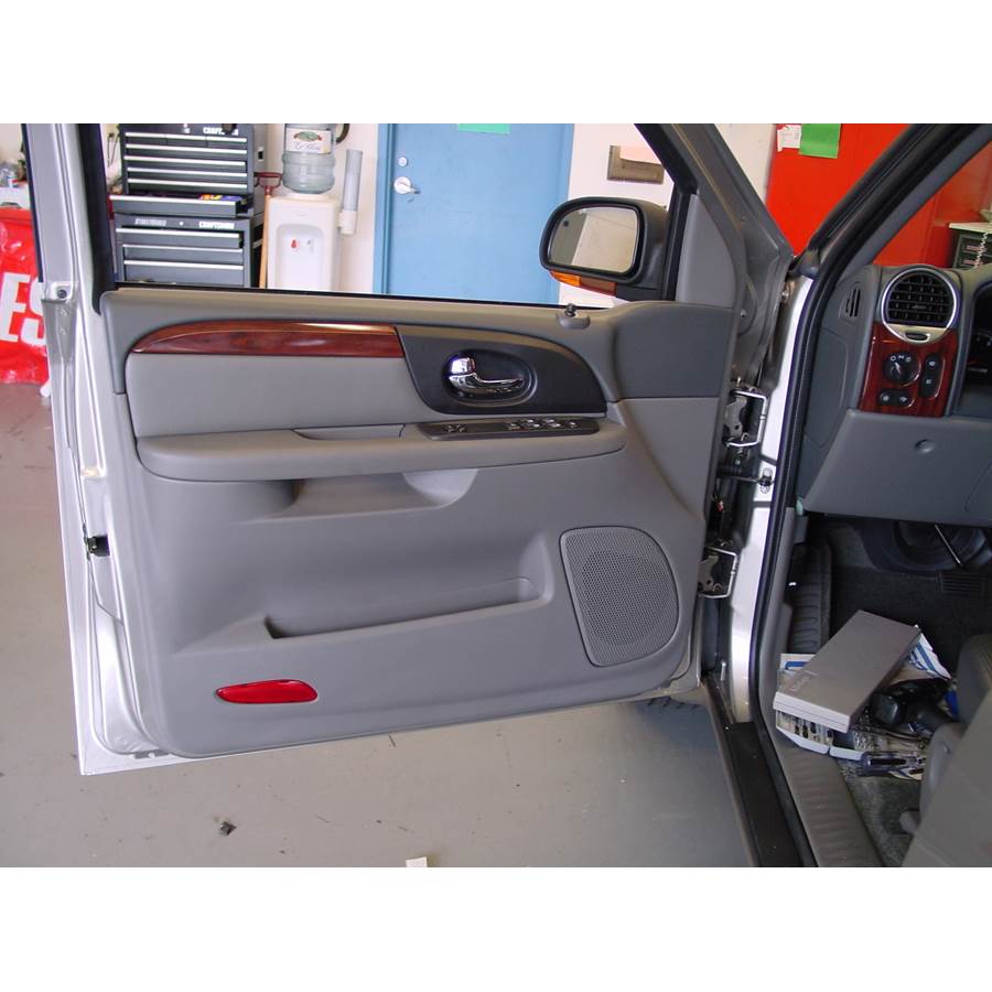2002 GMC Envoy XL Front door speaker location