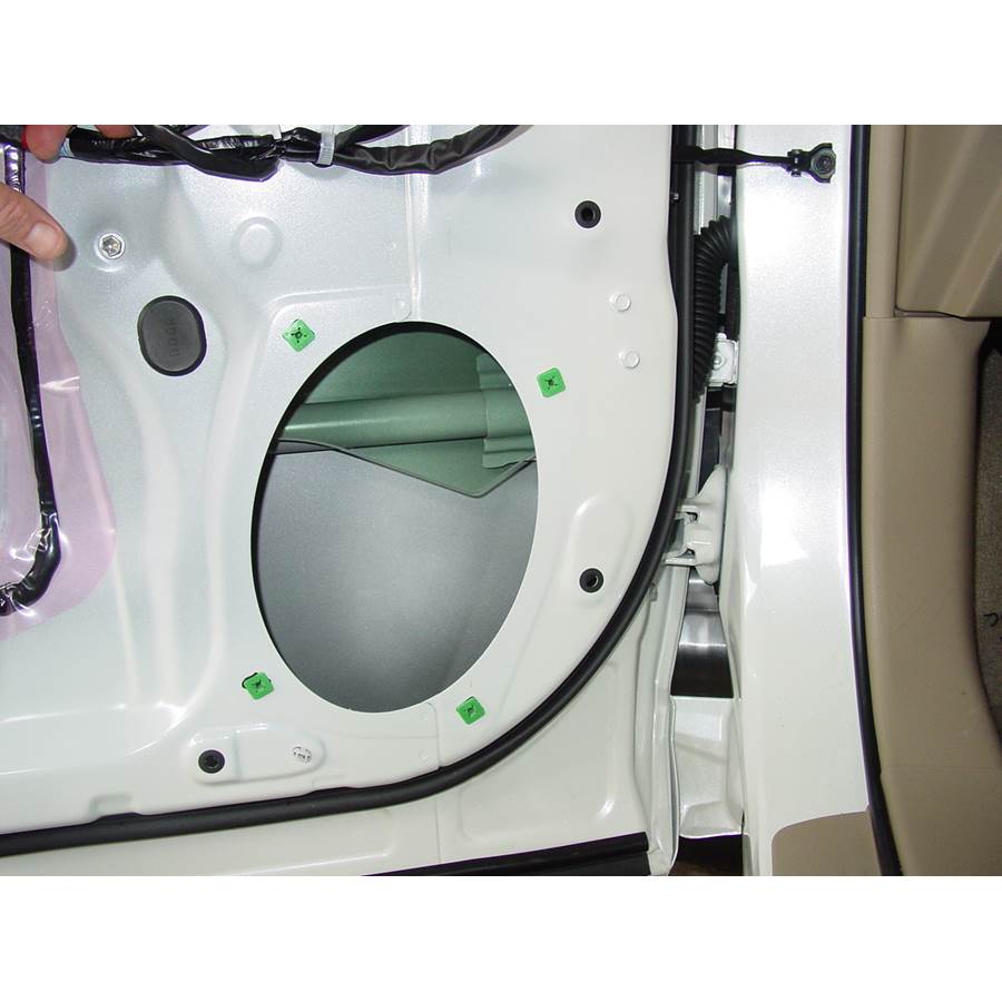 2013 Toyota Highlander Front speaker removed