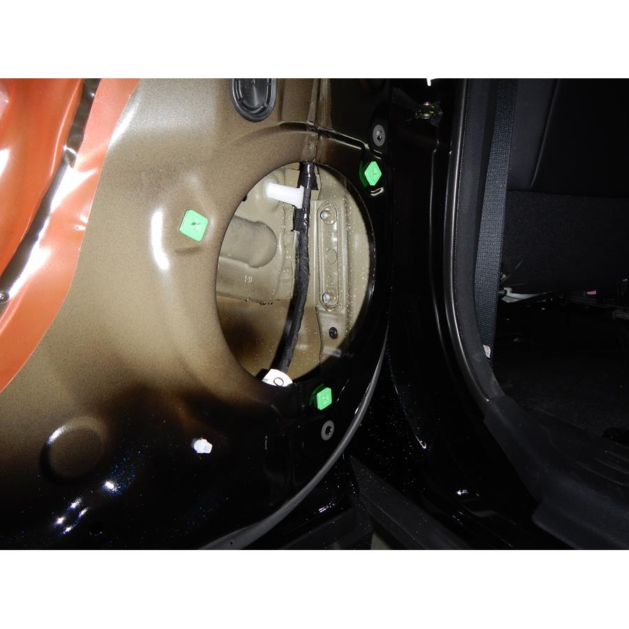 2014 Toyota Highlander Rear door speaker removed