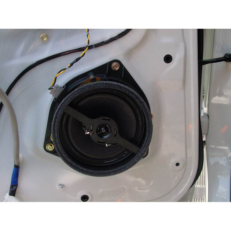 2002 Toyota Sequoia Rear door speaker