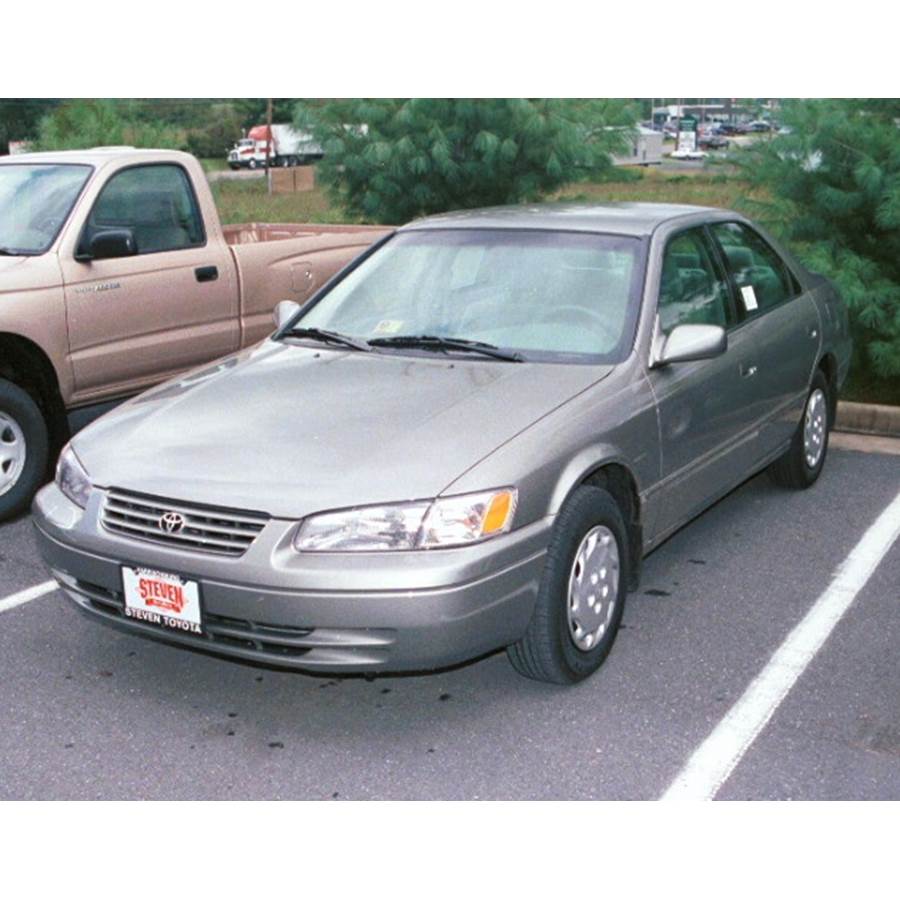 1997 Toyota Camry LE Exterior