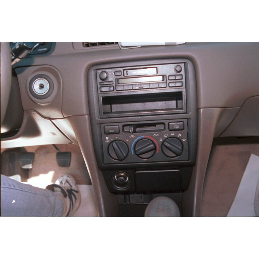 2000 Toyota Camry Factory Radio