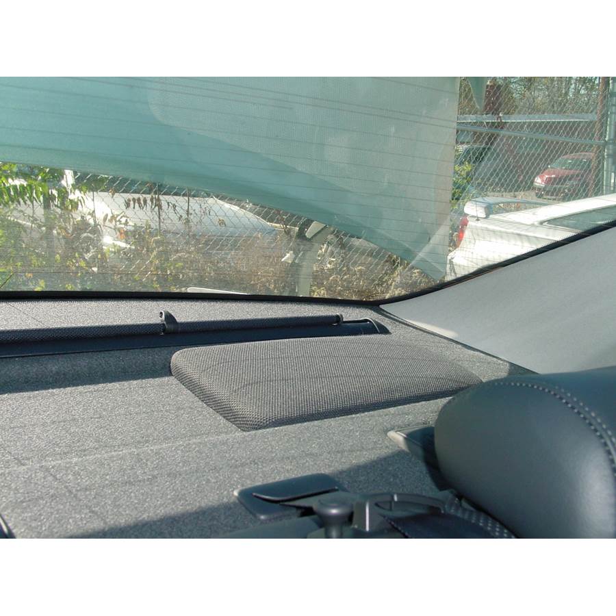 2006 Toyota Camry Rear deck speaker location