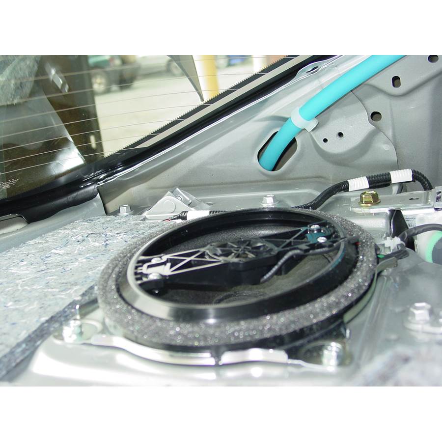 2008 Toyota Camry Hybrid Rear deck speaker