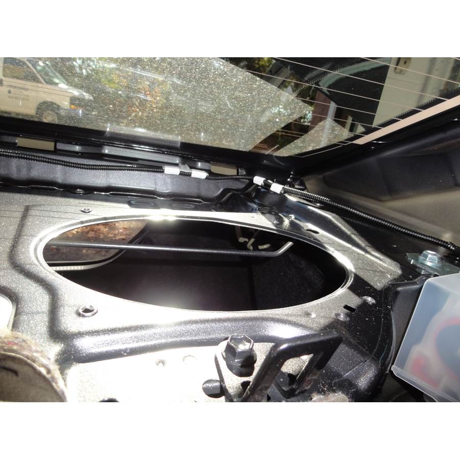 2014 Toyota Camry Rear deck speaker removed