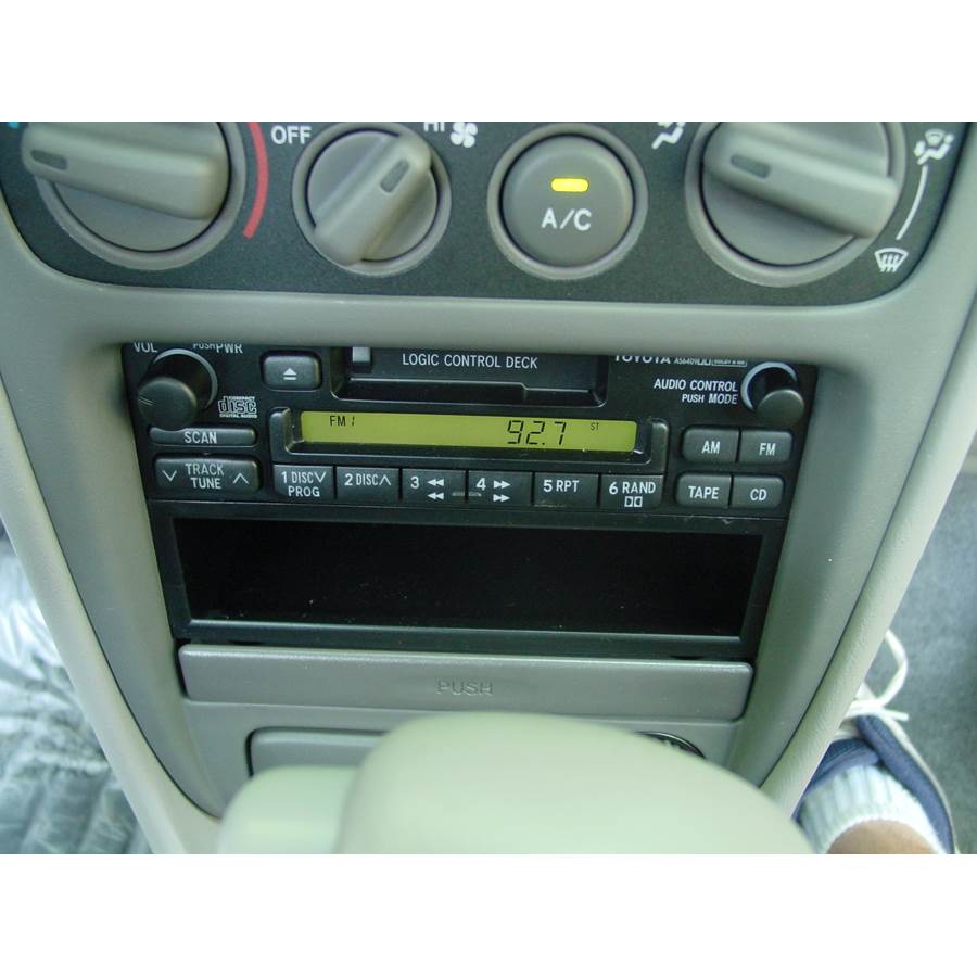 2001 Toyota Corolla Factory Radio