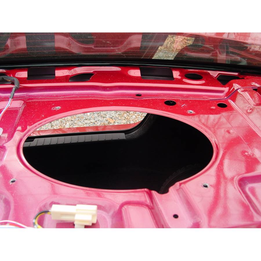 2008 Toyota Corolla Rear deck speaker removed