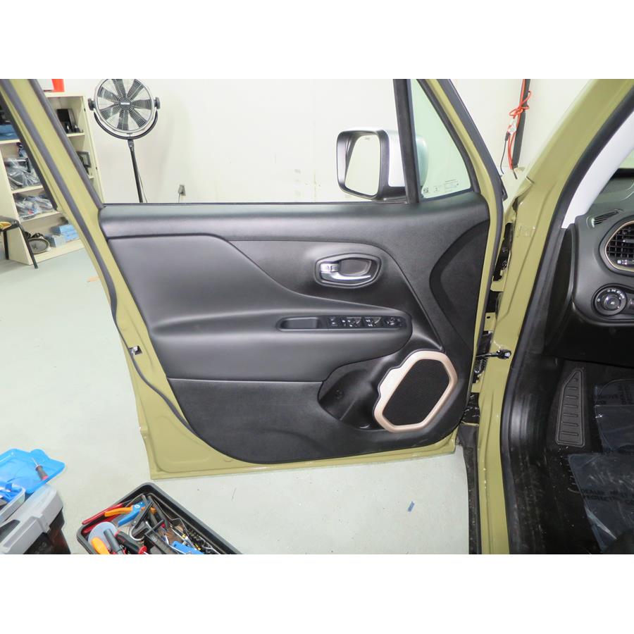 2016 Jeep Renegade Front door speaker location