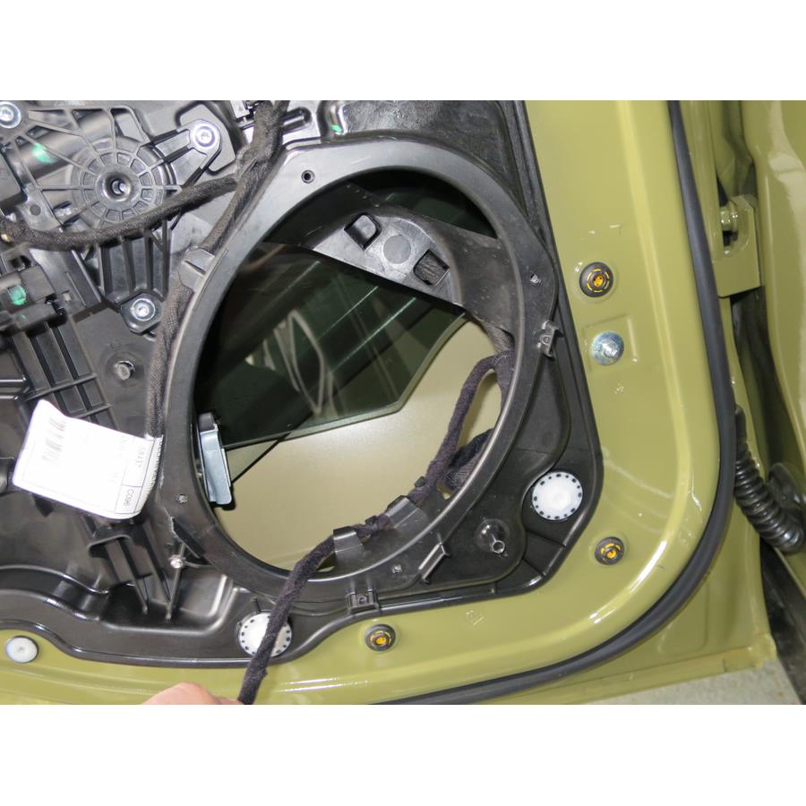 2017 Jeep Renegade Rear door speaker removed