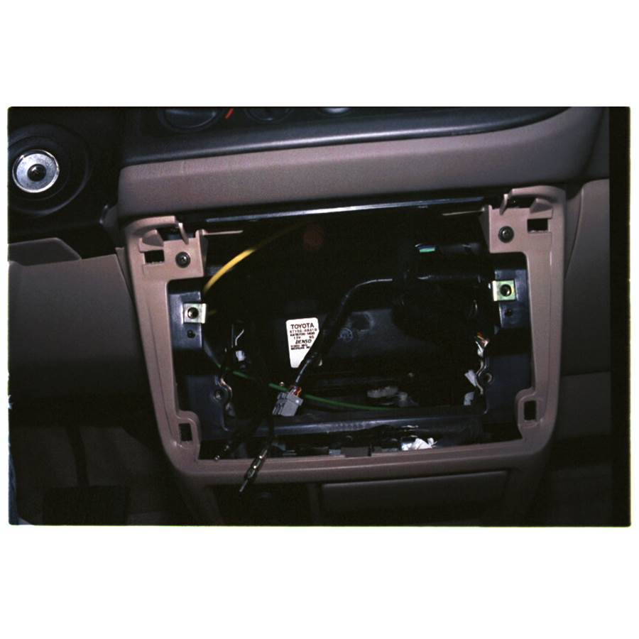 1999 Toyota Sienna Factory radio removed