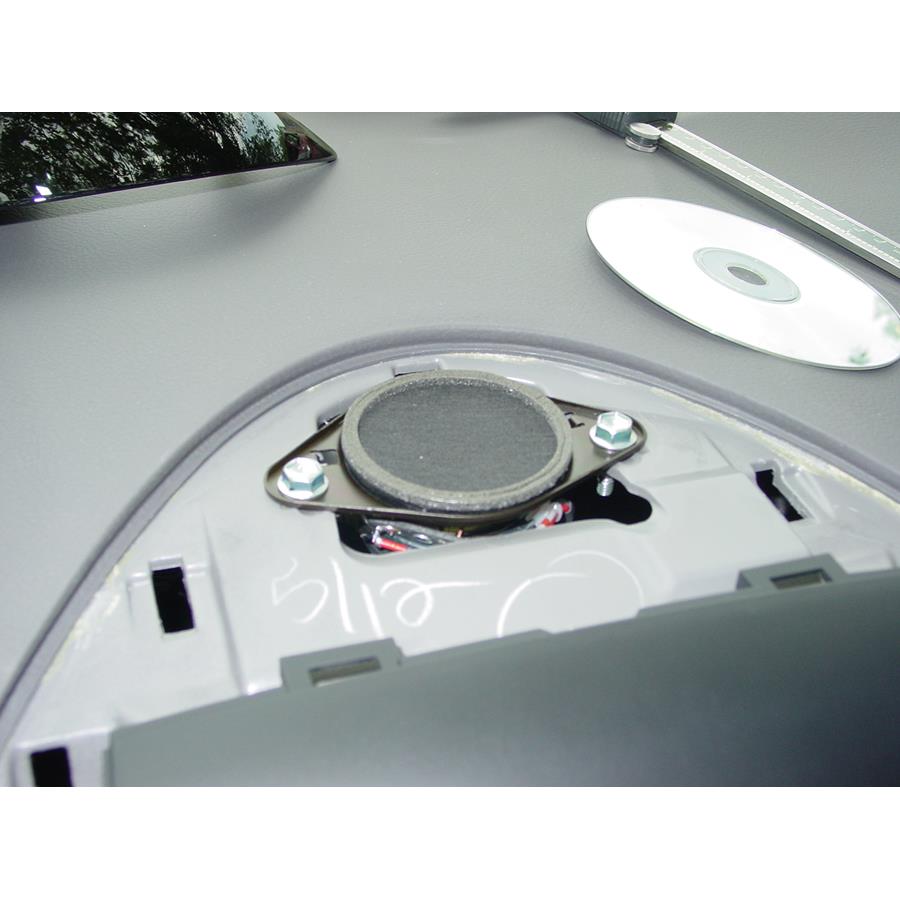 2010 Toyota Sienna Center dash speaker
