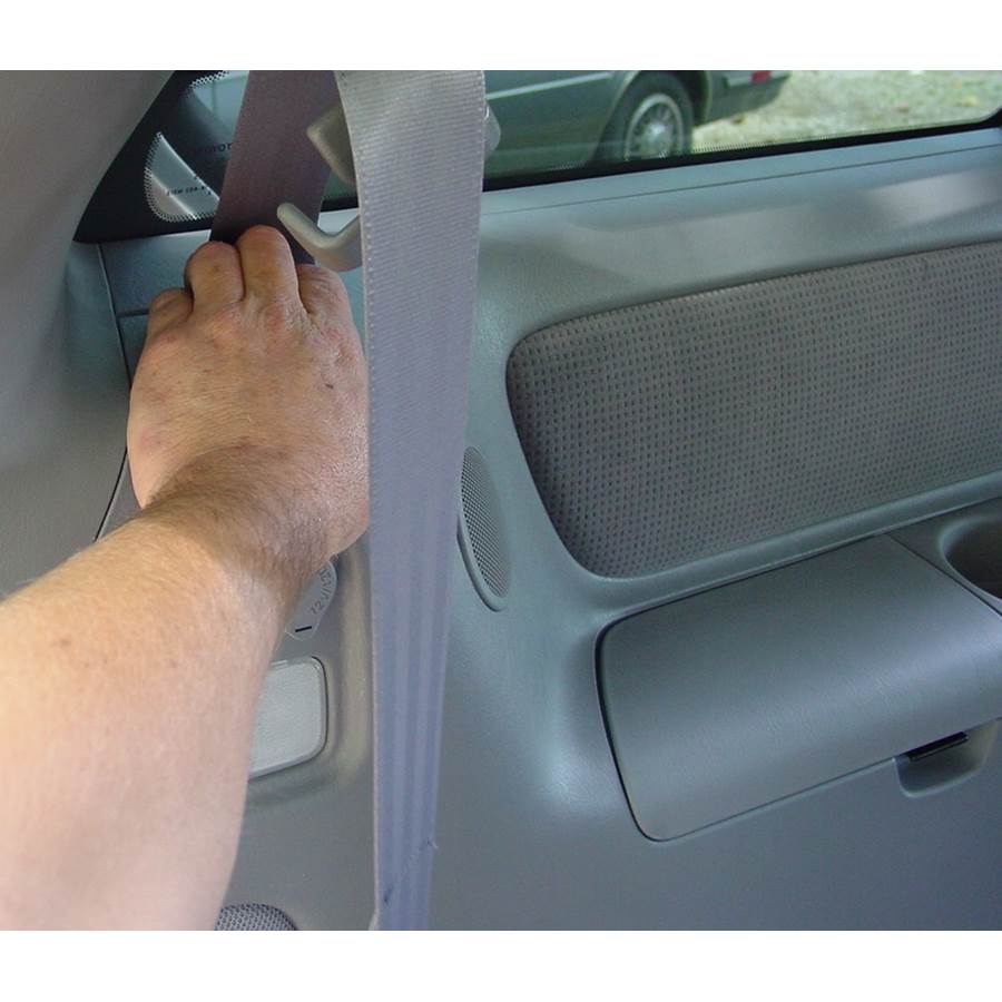 2006 Toyota Sienna Rear tweeter location