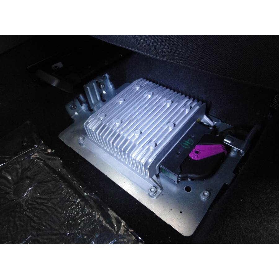 2013 Volkswagen Beetle Factory amplifier