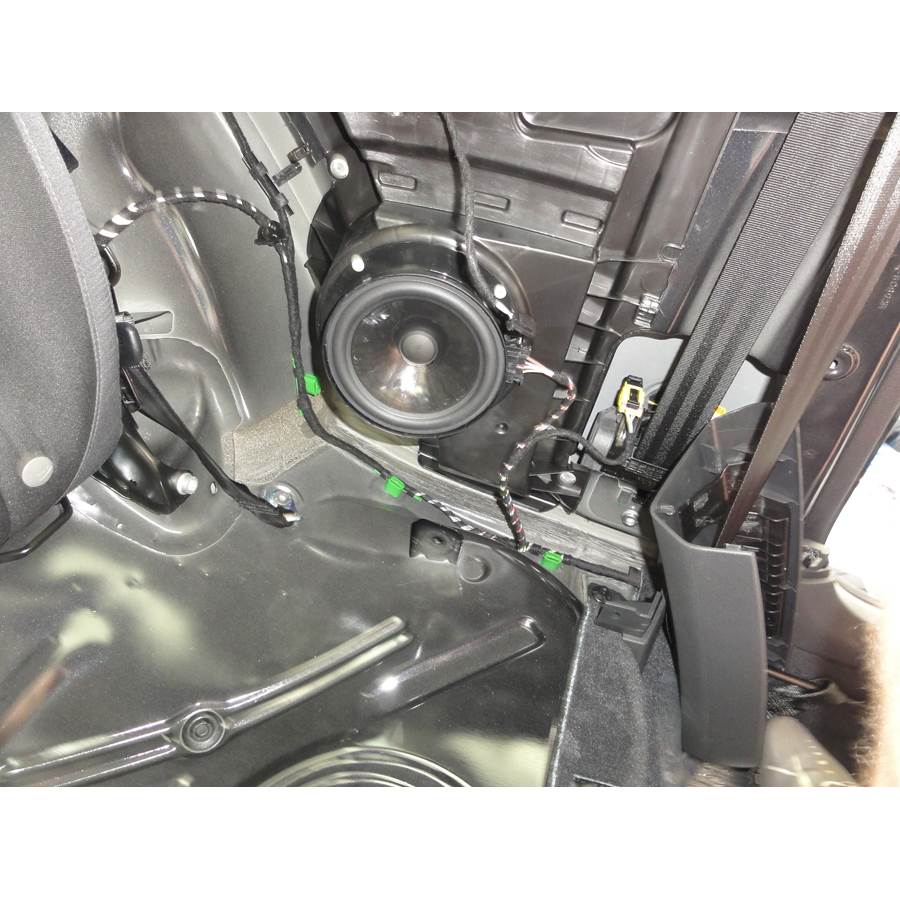 2013 Volkswagen Beetle Rear side panel speaker