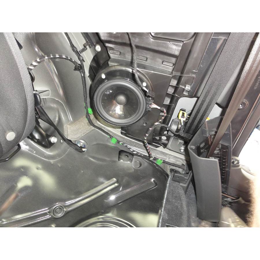 2014 Volkswagen Beetle Rear side panel speaker