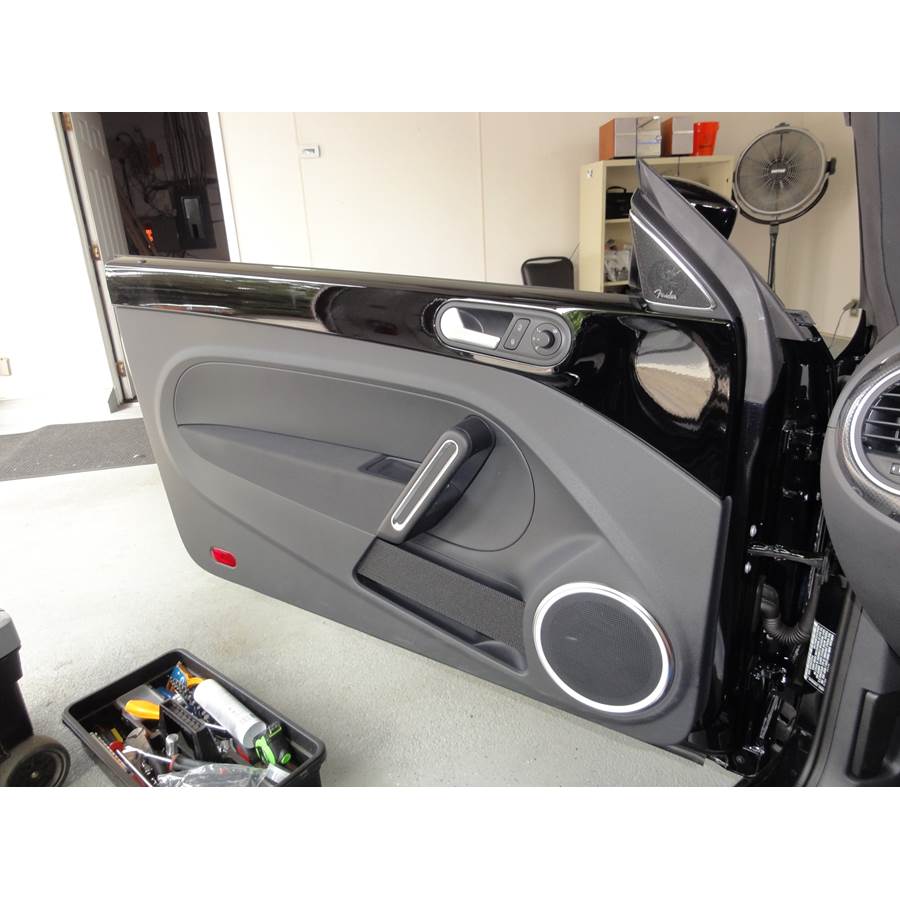 2019 Volkswagen Beetle Front door speaker location