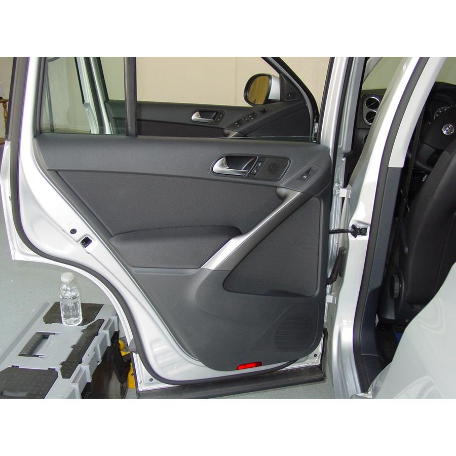 2017 Volkswagen Tiguan Rear door speaker location