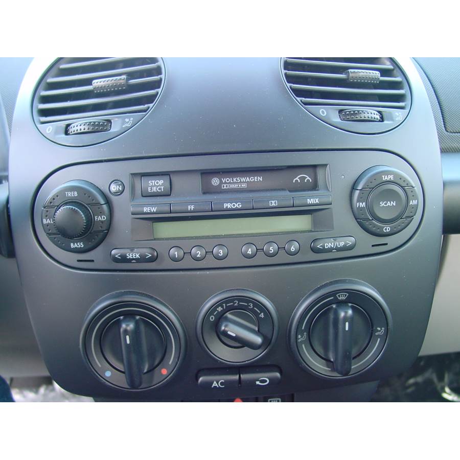1998 Volkswagen Beetle Factory Radio