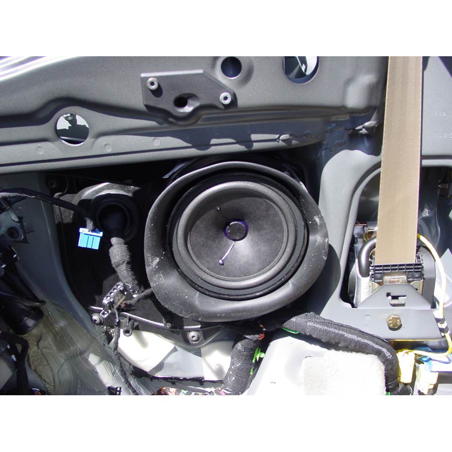 2004 Volkswagen Beetle Rear side panel speaker