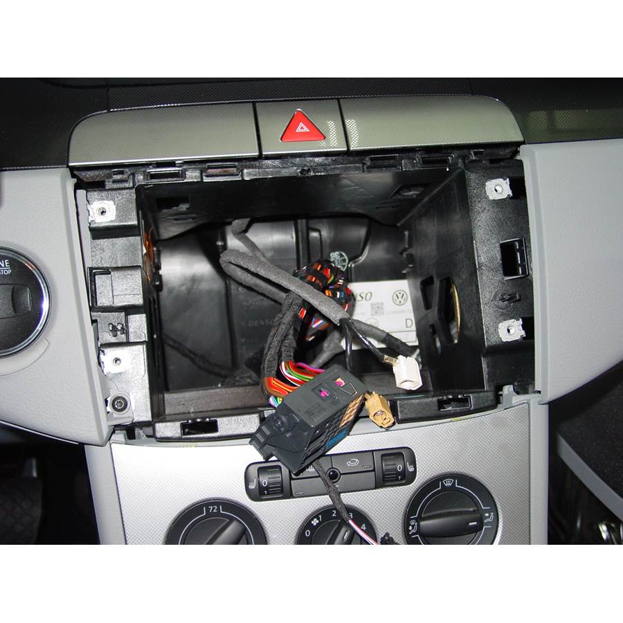 2007 Volkswagen Passat Factory radio removed