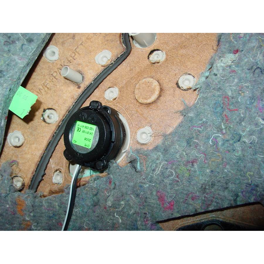 2009 Volkswagen Eos Rear factory tweeter