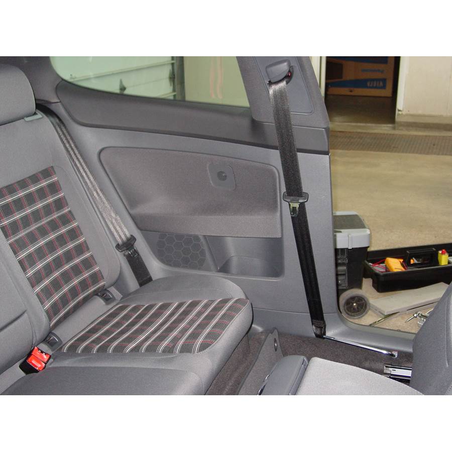2009 Volkswagen Rabbit Rear side panel speaker location