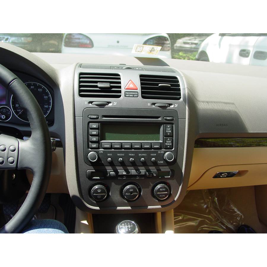 2009 Volkswagen Jetta Factory Radio
