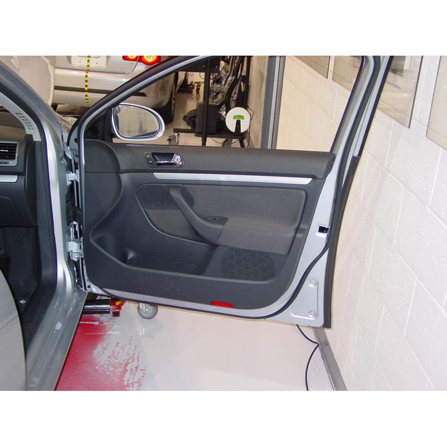 2006 Volkswagen Jetta Front door speaker location