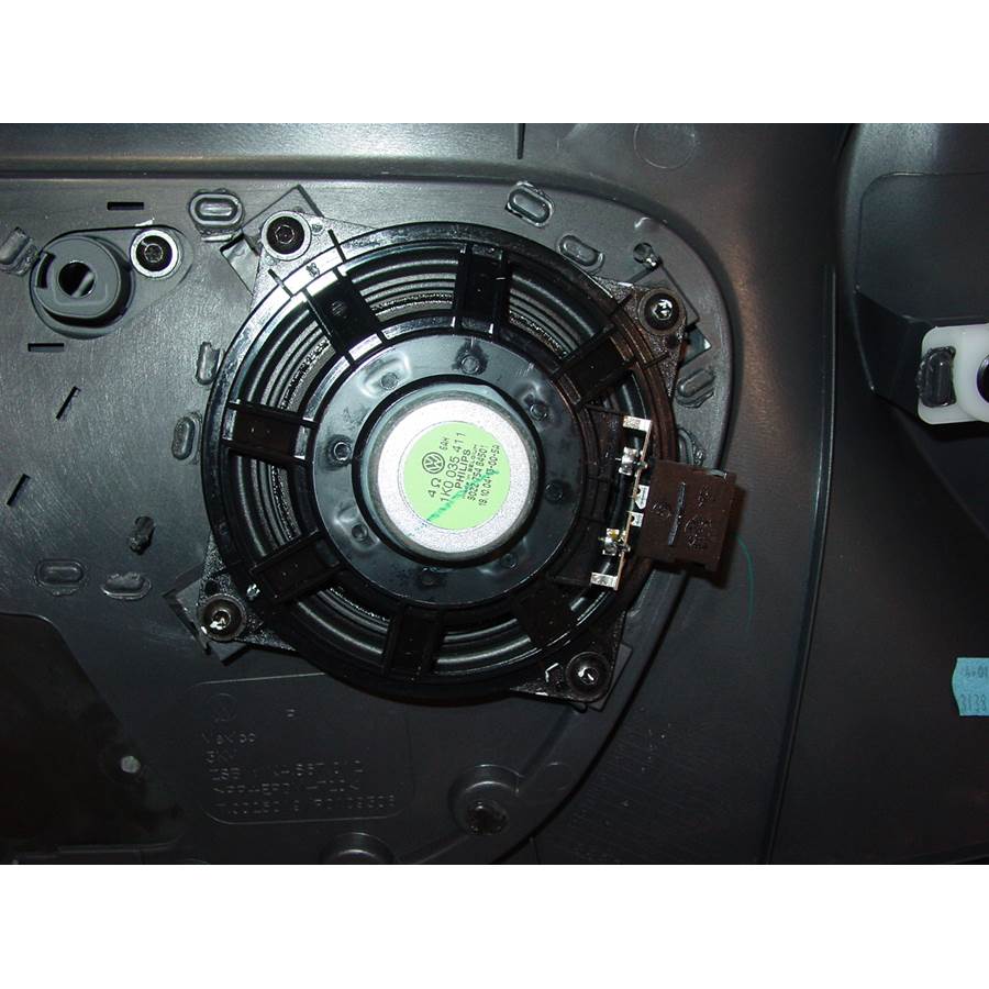 2007 Volkswagen Jetta Front door midrange