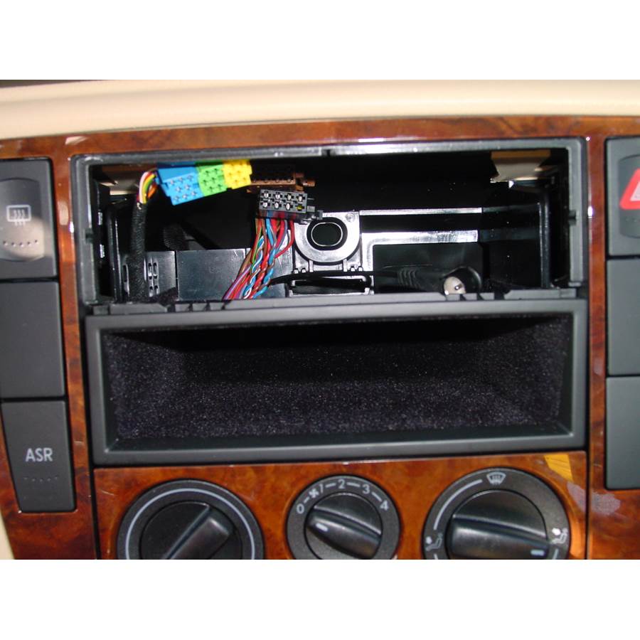 2004 Volkswagen Passat Factory radio removed