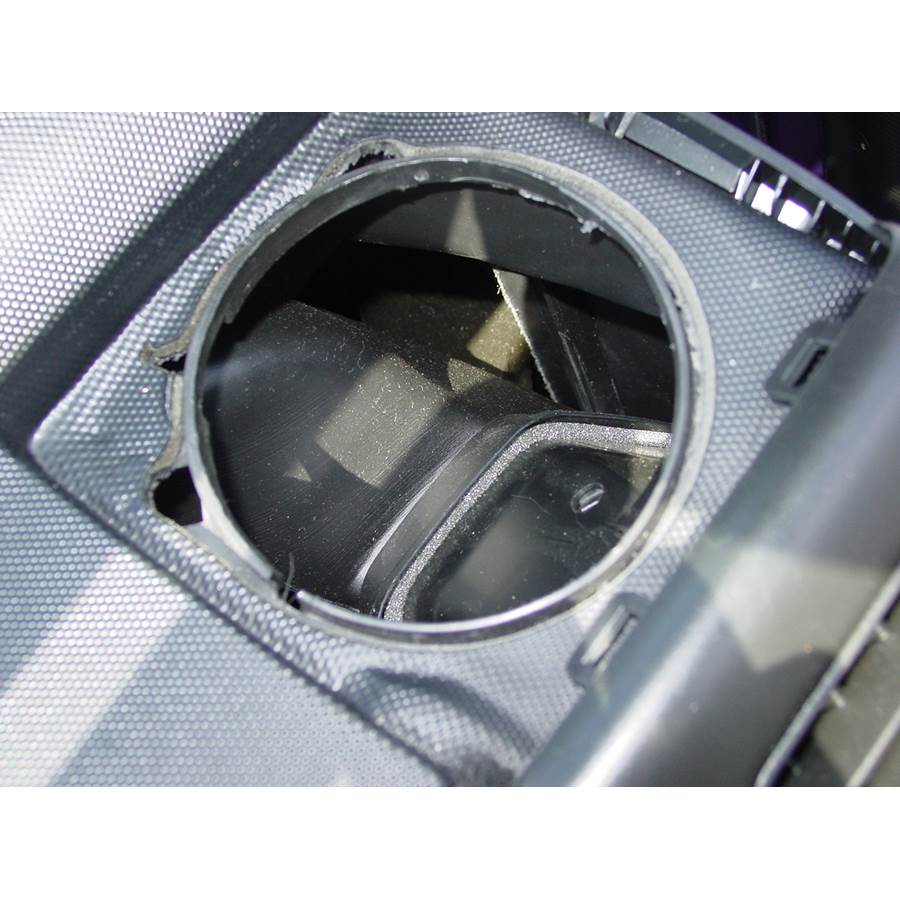 1997 Volkswagen Cabrio Dash speaker removed
