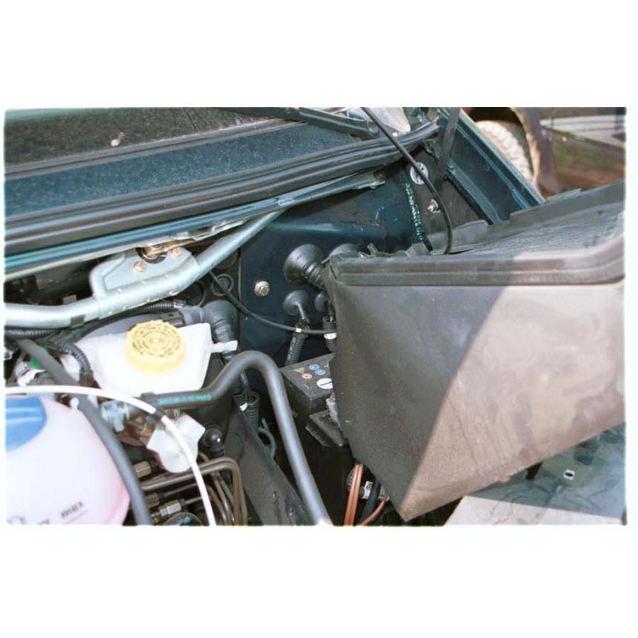 2001 Volkswagen Eurovan Firewall access