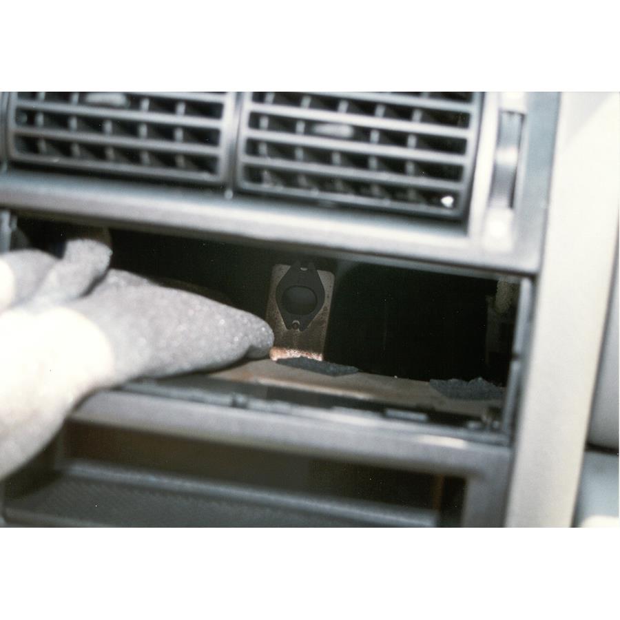 2003 Volkswagen Eurovan Factory radio removed