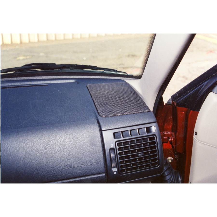 1995 Volkswagen Passat Dash speaker location