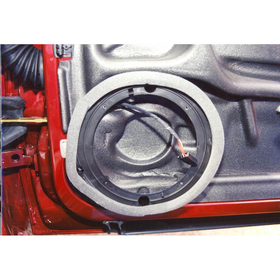 1997 Volkswagen Passat Front speaker removed