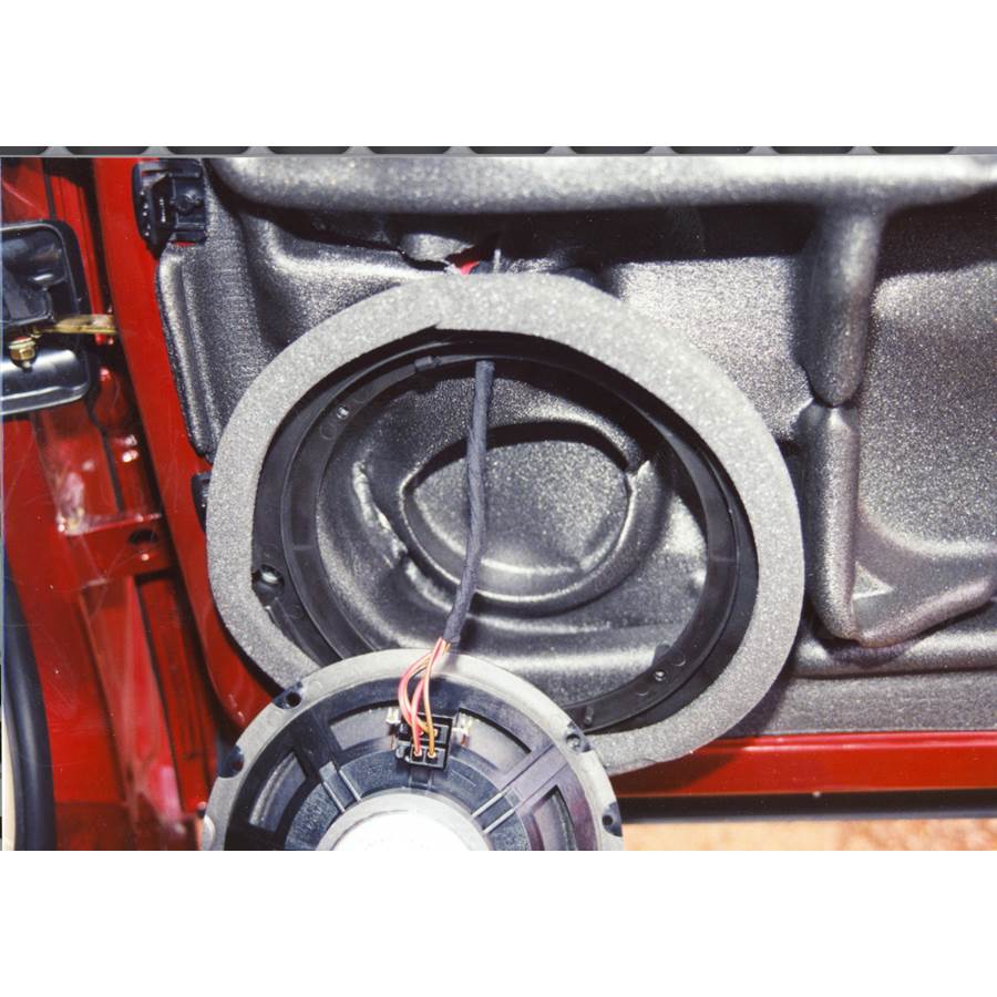 1995 Volkswagen Passat Rear door woofer removed