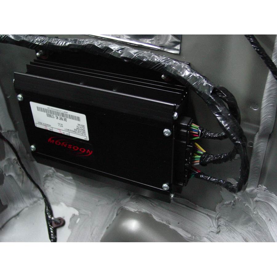 2008 Pontiac Solstice Factory amplifier