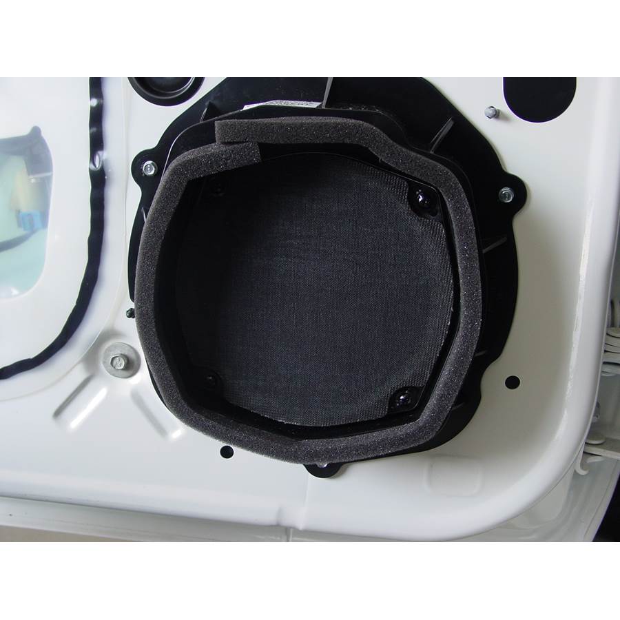 2008 Pontiac Grand Prix Front door woofer
