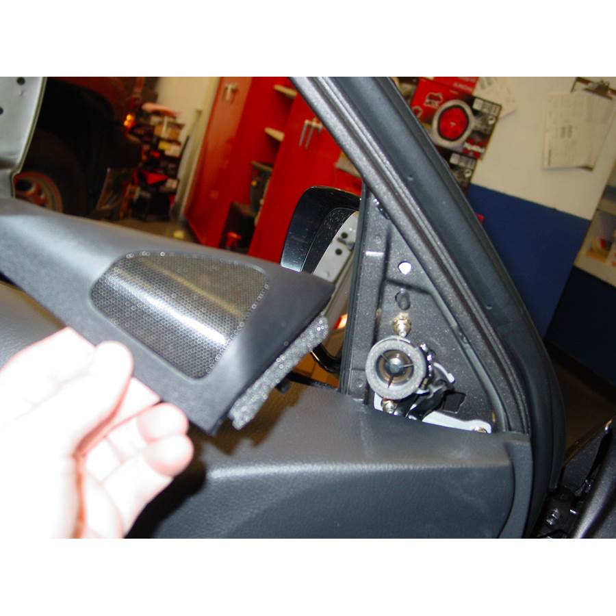 2008 Pontiac Vibe Front door tweeter