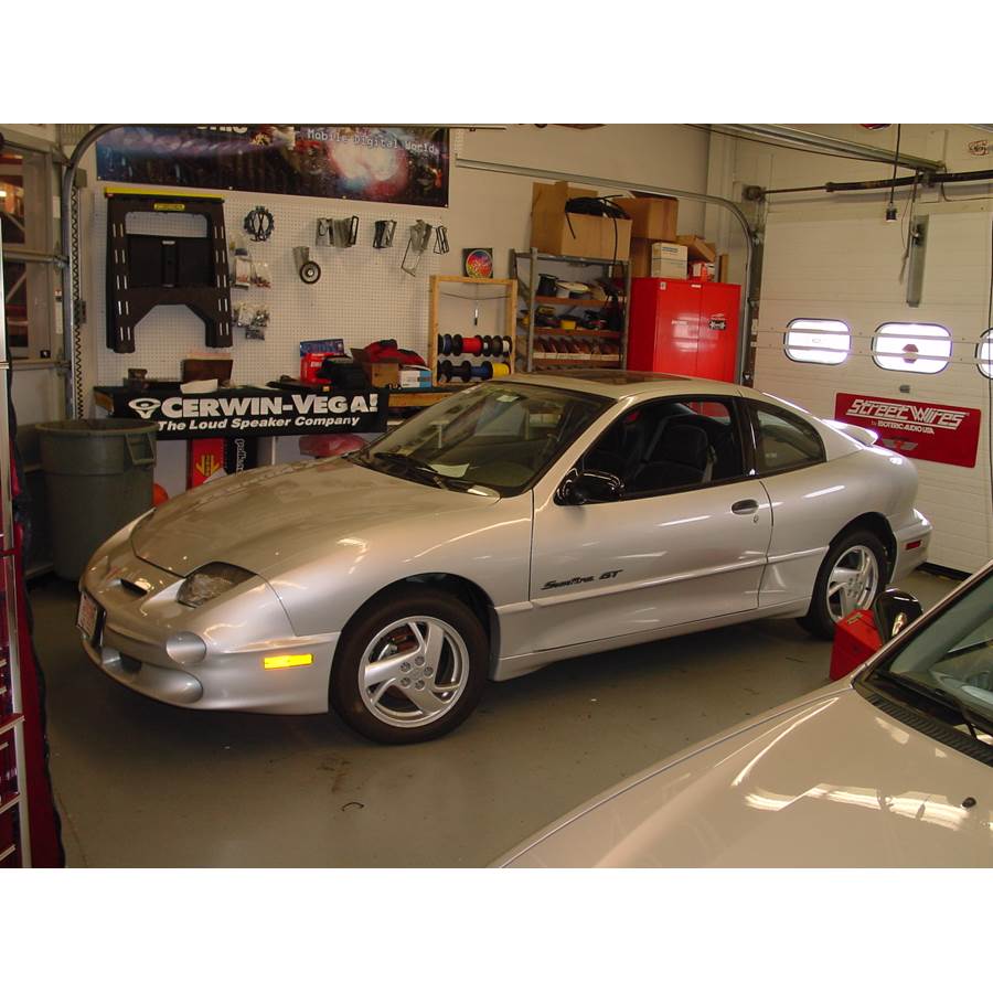 2001 Pontiac Sunfire Exterior