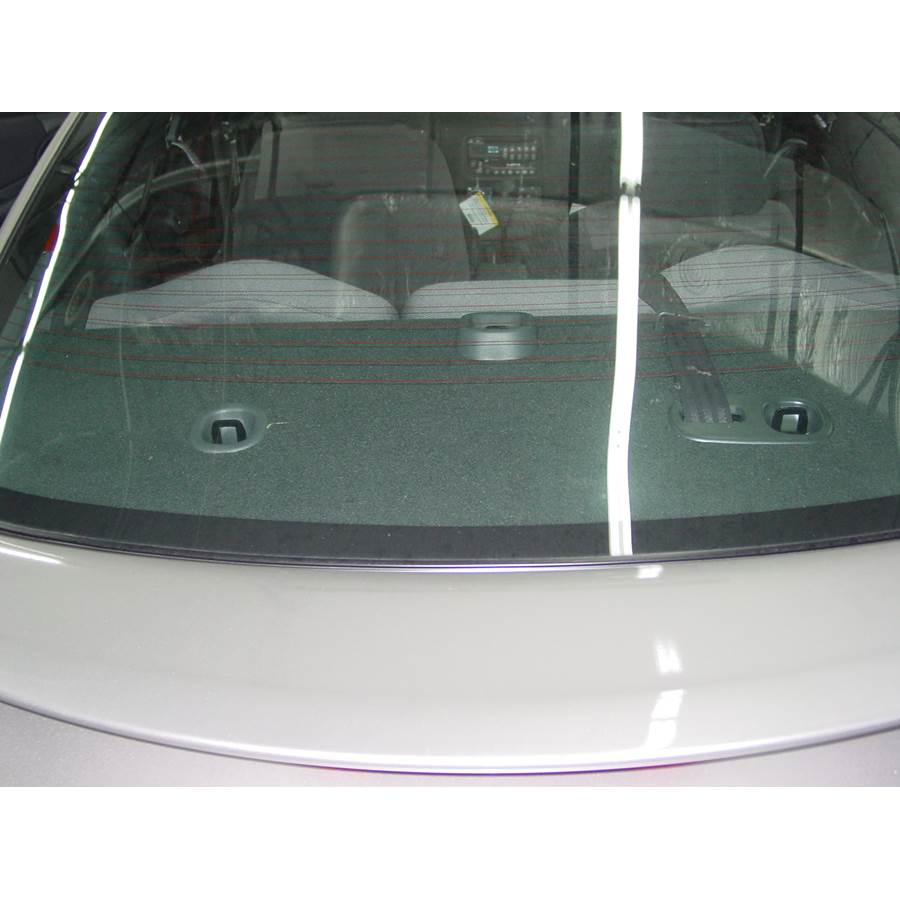 2003 Pontiac Sunfire Rear deck speaker location