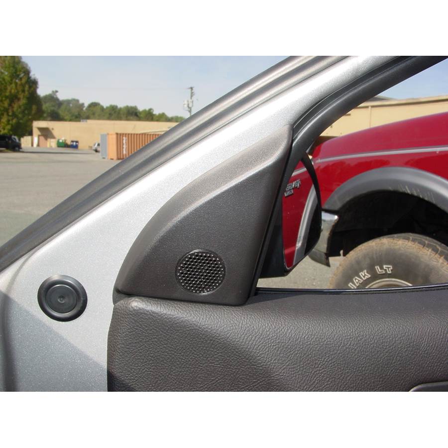 2008 Pontiac G6 Front door tweeter location