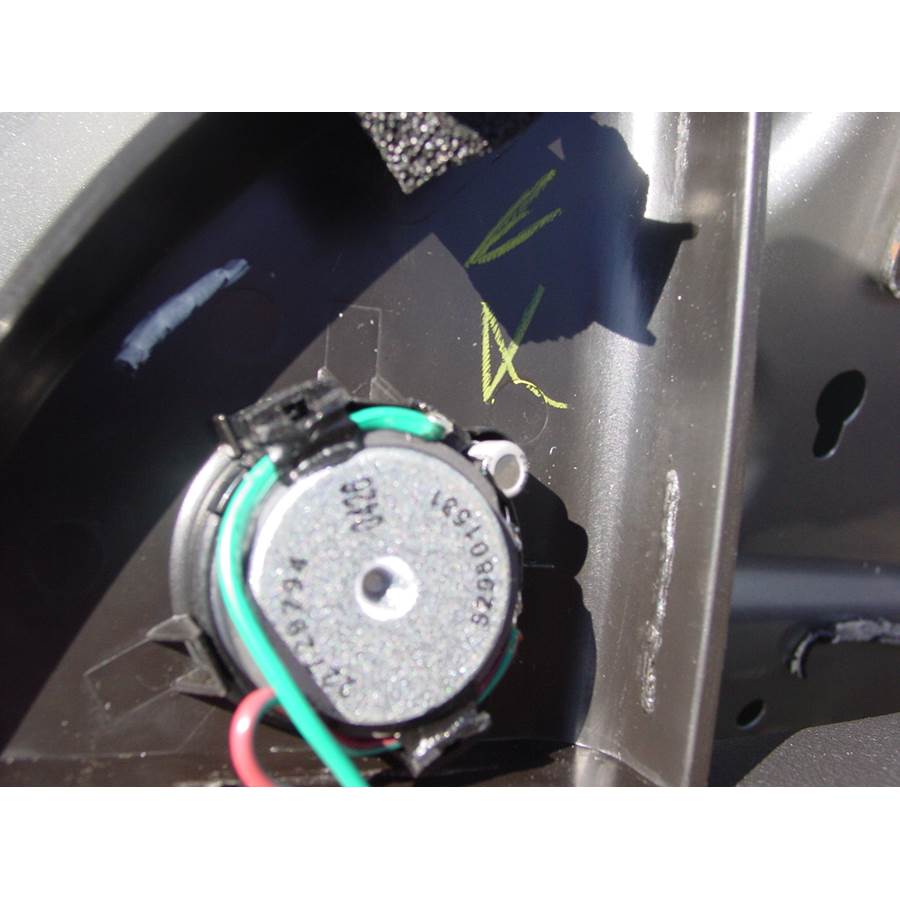 2008 Pontiac G6 Front door tweeter