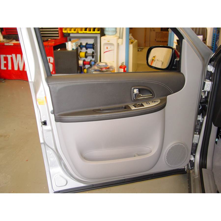 2005 Pontiac Montana SV6 Front door speaker location