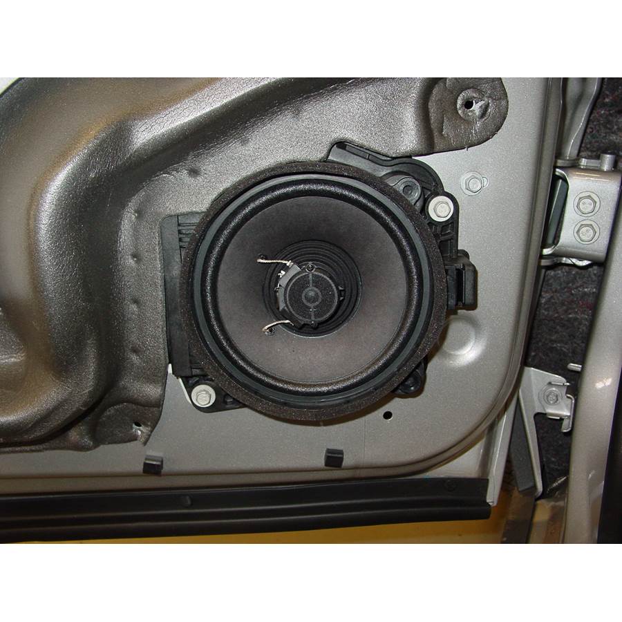 2005 Pontiac Montana SV6 Front door speaker